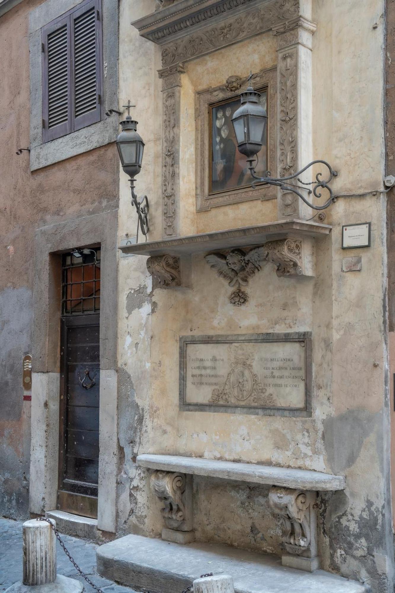 Arco Del Calidarium - Pantheon Apartment Рим Екстериор снимка