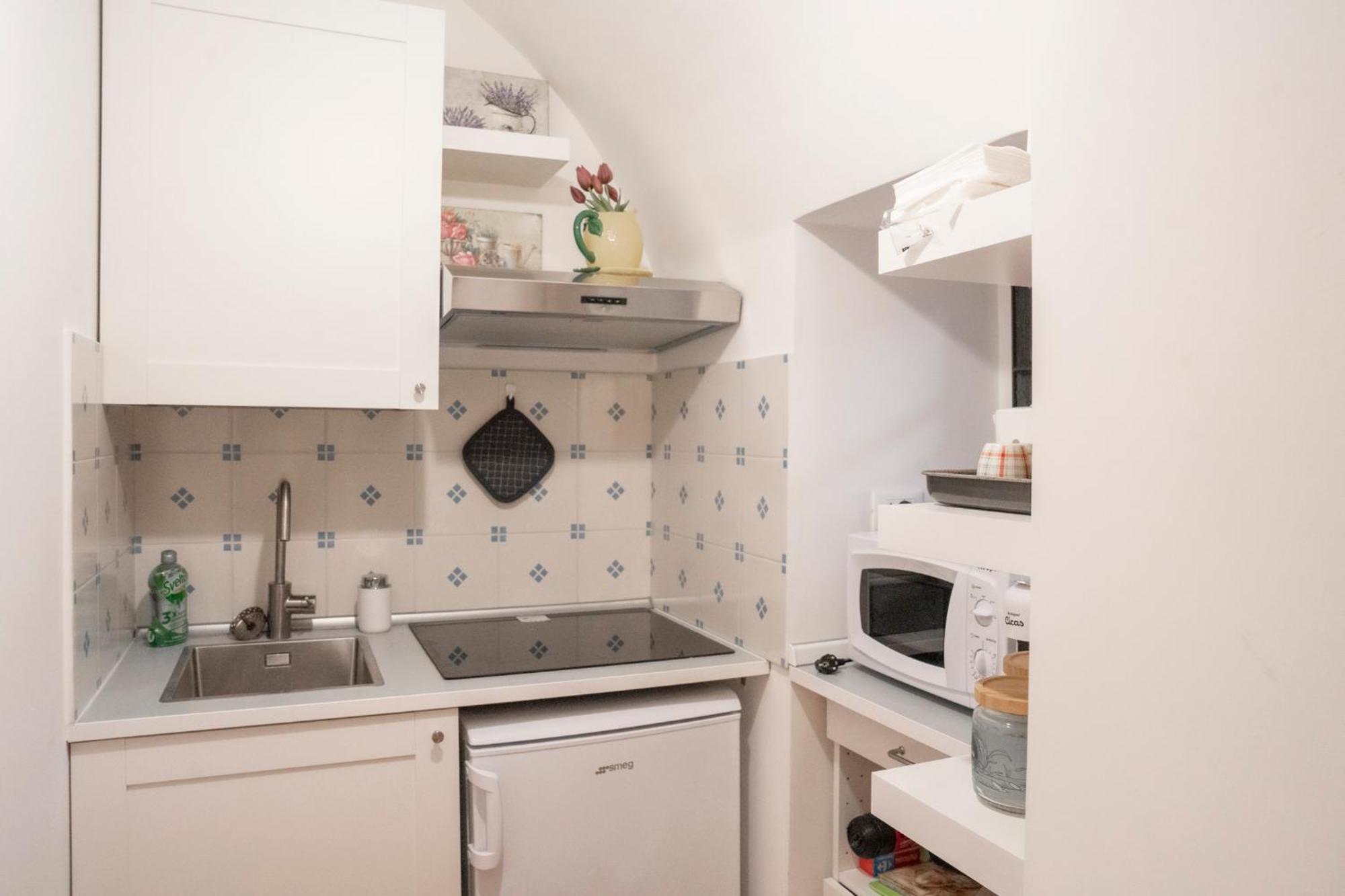 Arco Del Calidarium - Pantheon Apartment Рим Екстериор снимка