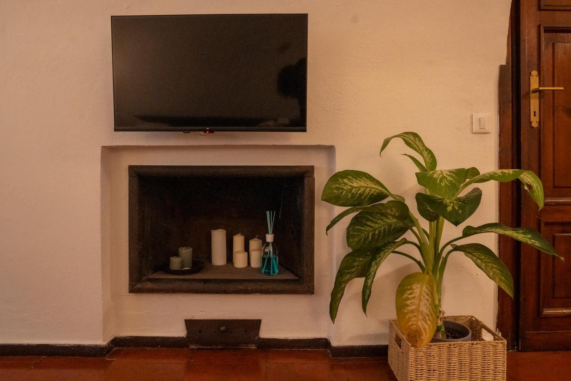Arco Del Calidarium - Pantheon Apartment Рим Екстериор снимка