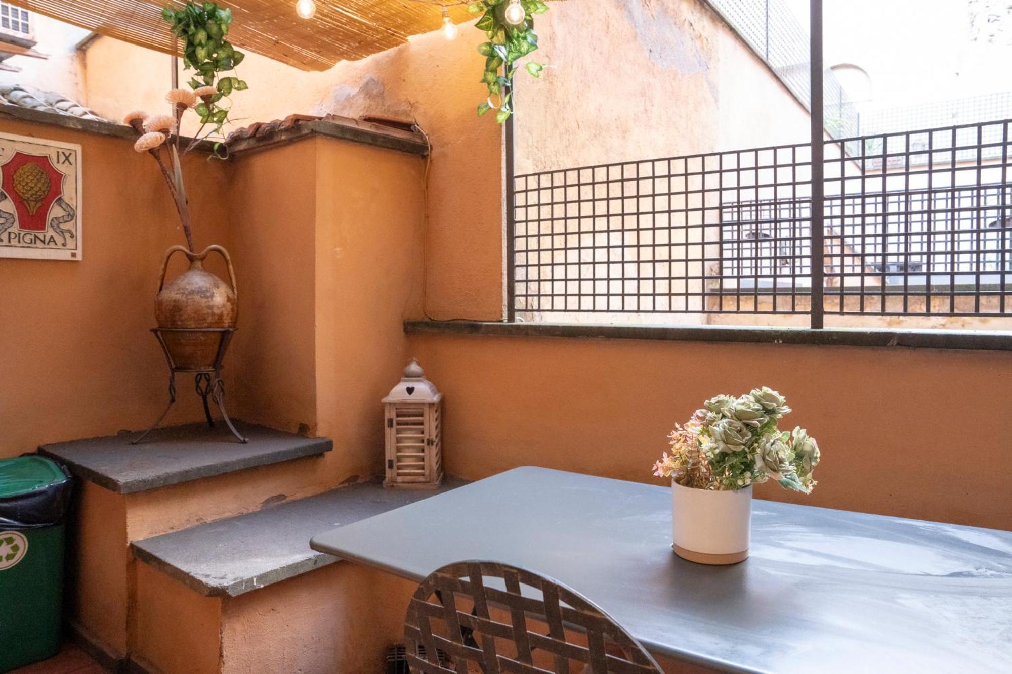 Arco Del Calidarium - Pantheon Apartment Рим Екстериор снимка