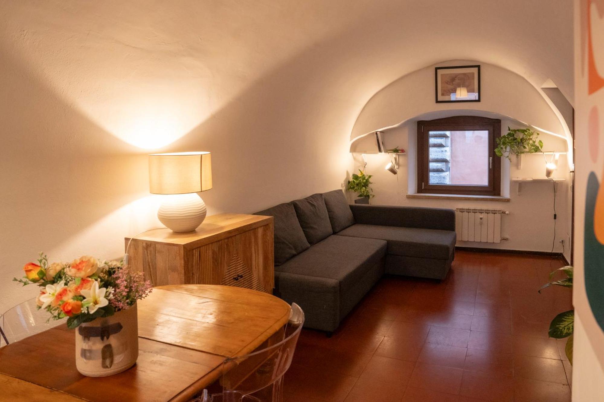 Arco Del Calidarium - Pantheon Apartment Рим Екстериор снимка