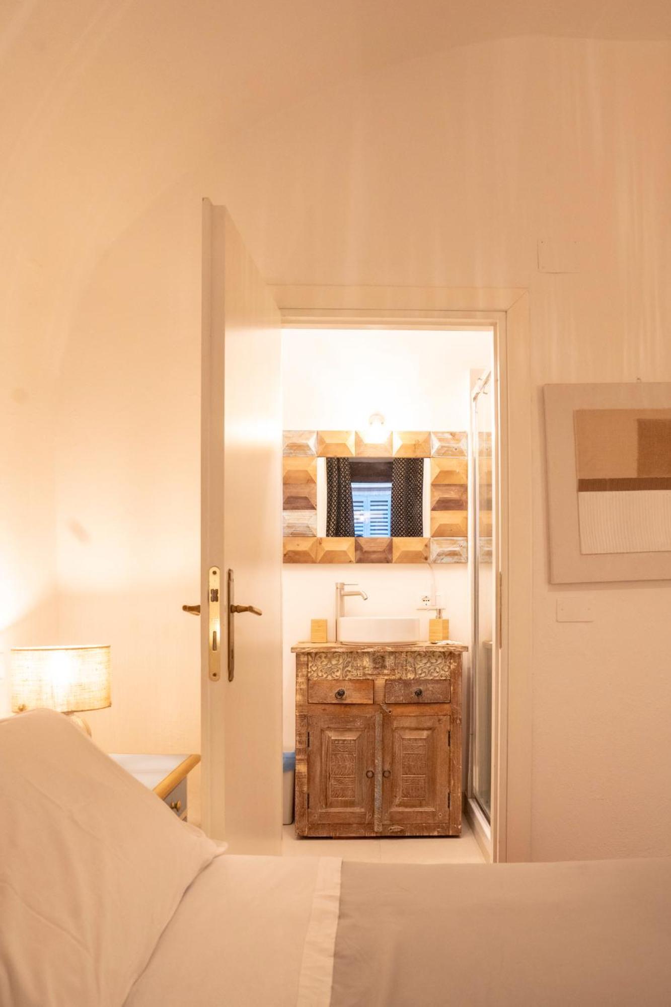 Arco Del Calidarium - Pantheon Apartment Рим Екстериор снимка